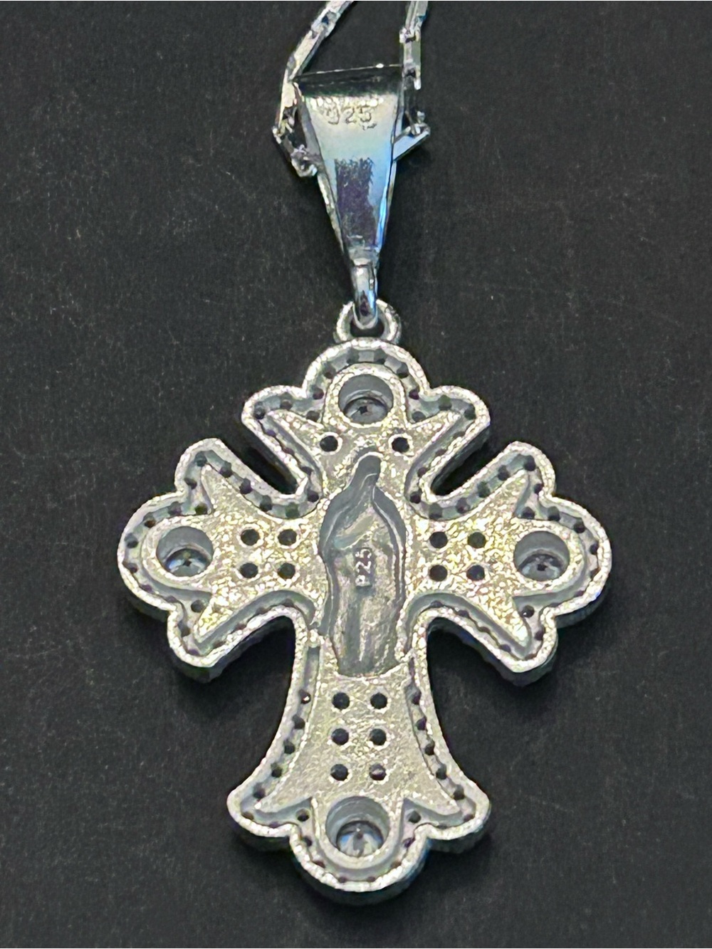 925 Sterling Silver 20” Chain w/Embellished Moissanite Cross Pendant Necklace